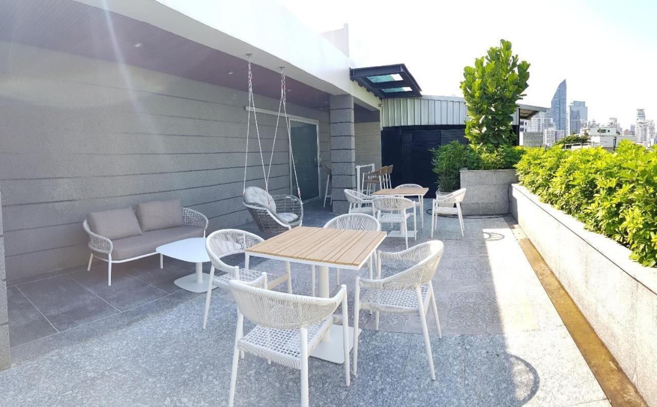 Vivi Avenue Thonglor Banguecoque Exterior foto
