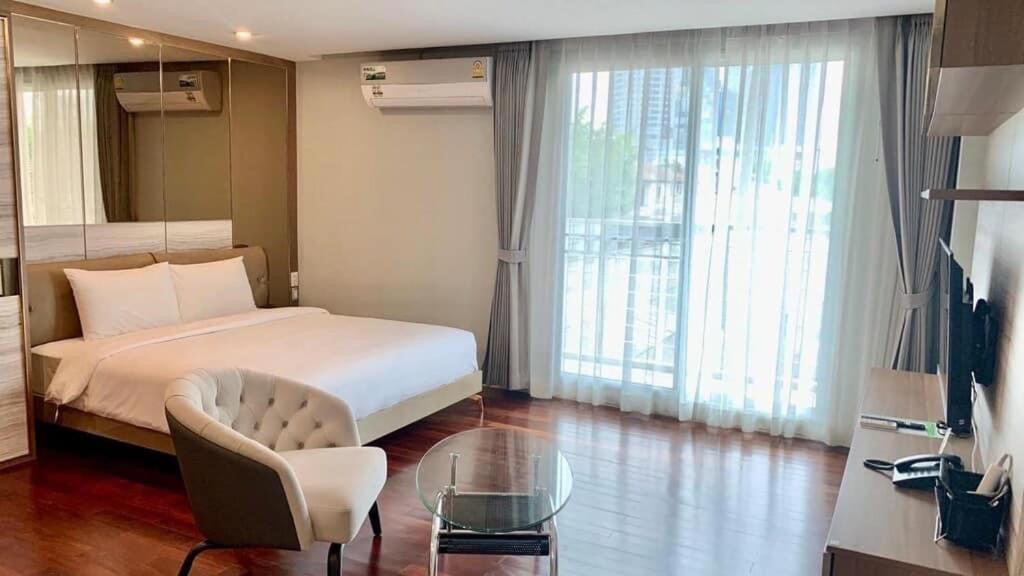 Vivi Avenue Thonglor Banguecoque Exterior foto
